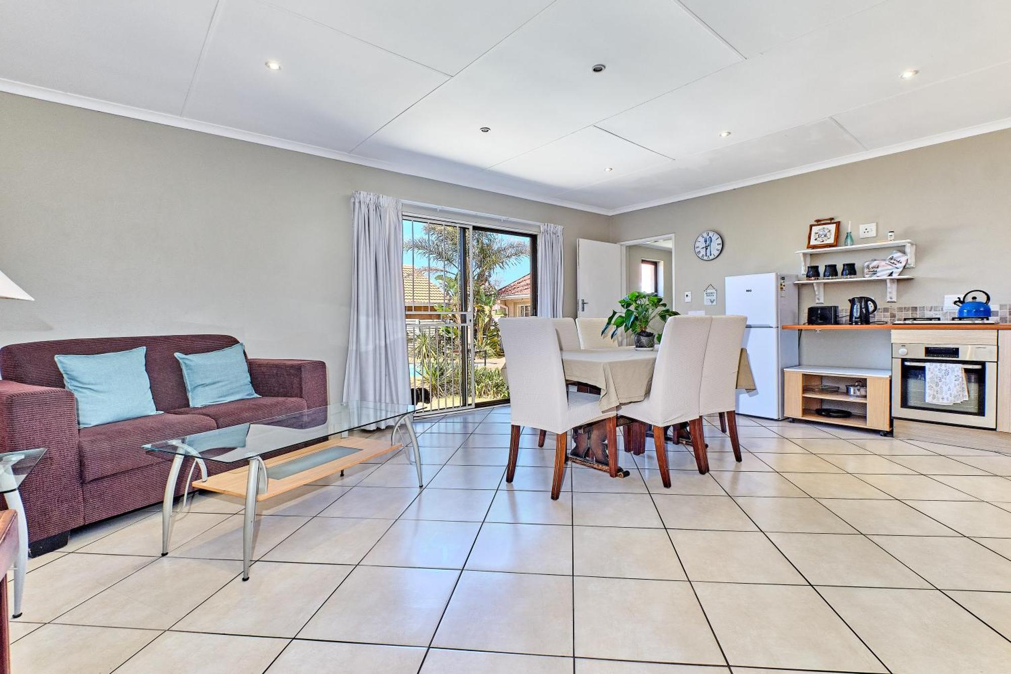 Large 1 Bedroom Cottage, 15 Min From Or Tambo Airport, With Backup Power And Water Germiston Zewnętrze zdjęcie